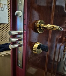 Bejárati ajtó zárcsere Budapest Bejárati ajtó zárcsere Budapest